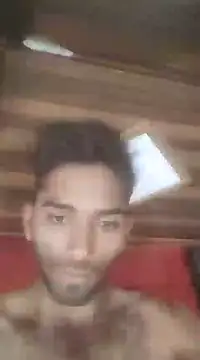 Snapshot of loganwollf chatting on 01.10.25 loganwollf online show from 01.10.25