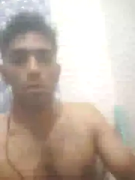 Snapshot of loganwollf chatting on 01.21.25 loganwollf online show from 01.21.25