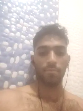 Snapshot of loganwollf chatting on 02.25.25 loganwollf online show from 02.25.25