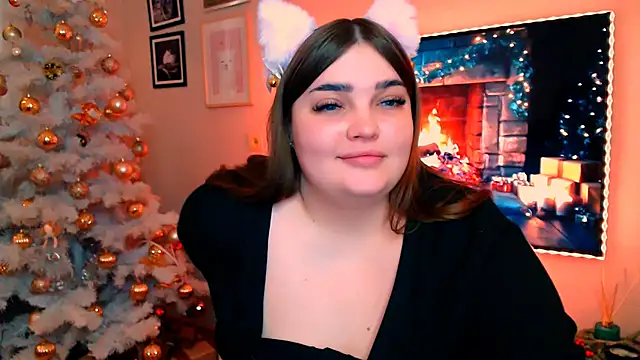Snapshot of Emaaa_ua chatting on 12.22.24 Emaaa ua online show from 12.22.24