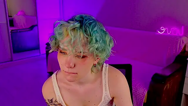 Snapshot of School_Love chatting on 03.07.25 School Love online show from 03.07.25