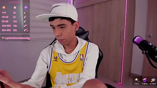 aldrinwhite online show from 01.17.25