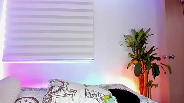 aldrinwhite online show from 09.23.25