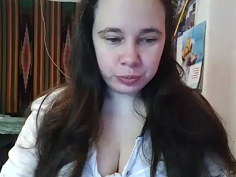 Cora Maro online show from 03.07.25