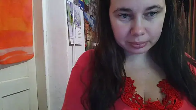 Cora Maro online show from 10.16.25