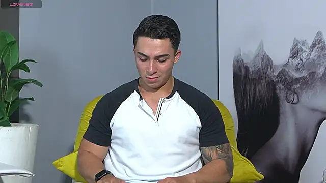 Ryan Hunt online show from 09.23.25