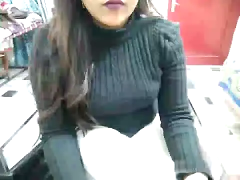 Snapshot of aarushi_sharmaa chatting on 01.24.25 aarushi sharmaa online show from 01.24.25