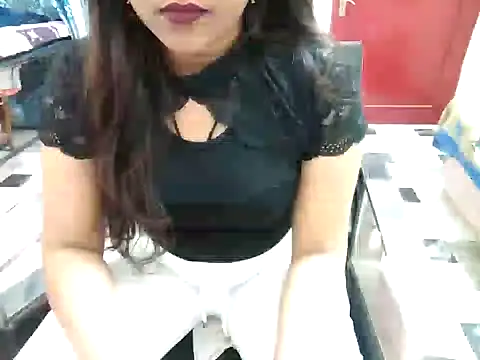 Snapshot of aarushi_sharmaa chatting on 01.29.25 aarushi sharmaa online show from 01.29.25