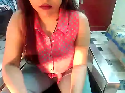 Snapshot of aarushi_sharmaa chatting on 02.01.25 aarushi sharmaa online show from 02.01.25