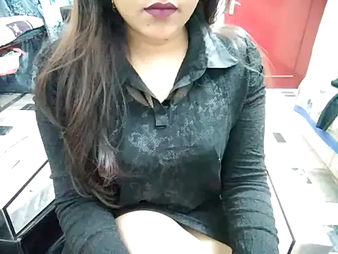 Snapshot of aarushi_sharmaa chatting on 02.13.25 aarushi sharmaa online show from 02.13.25