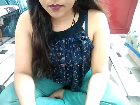 Snapshot of aarushi_sharmaa chatting on 02.17.25 aarushi sharmaa online show from 02.17.25