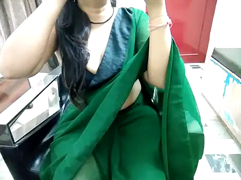 Snapshot of aarushi_sharmaa chatting on 09.13.25 aarushi sharmaa online show from 09.13.25