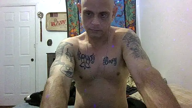 Snapshot of Buffshagswell chatting on 02.21.25 Buffshagswell online show from 02.21.25