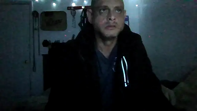 Snapshot of Buffshagswell chatting on 03.03.25 Buffshagswell online show from 03.03.25