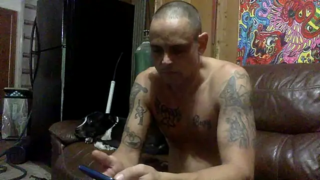 Snapshot of Buffshagswell chatting on 10.06.25 Buffshagswell online show from 10.06.25