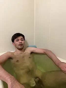 Snapshot of ryusei18570 chatting on 01.26.25 ryusei18570 online show from 01.26.25