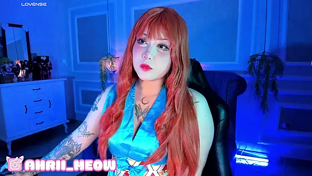 Snapshot of AHRI_LEE chatting on 02.06.25 AHRI LEE online show from 02.06.25