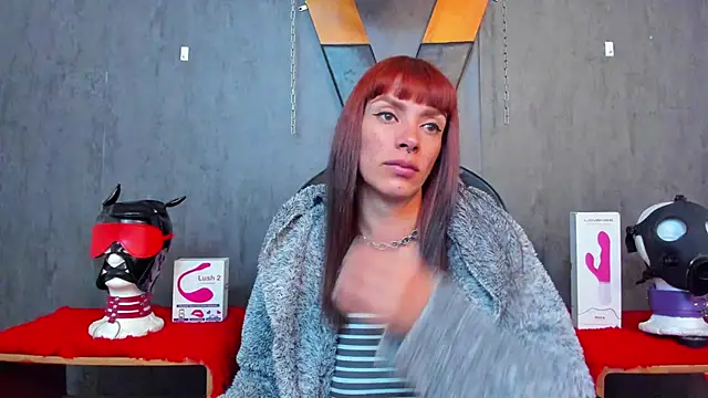 Snapshot of IvanaFetish chatting on 01.06.25 IvanaFetish online show from 01.06.25
