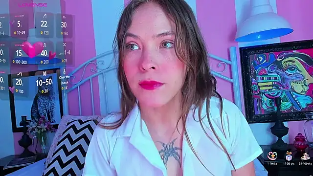 Snapshot of Liah_Grey8 chatting on 02.19.25 Liah Grey8 online show from 02.19.25