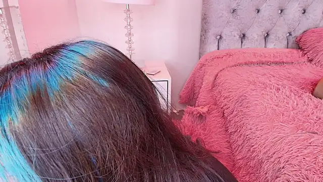 Snapshot of Salem_skyler_ chatting on 10.26.25 Salem skyler  online show from 10.26.25