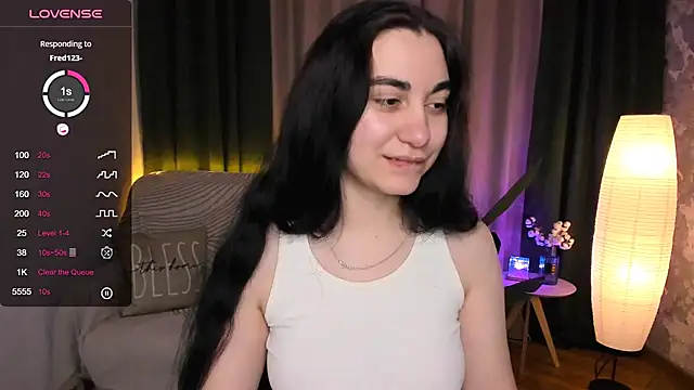 hannacheekss  online show from 12.07.24