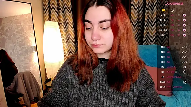 hannacheekss  online show from 11.11.25