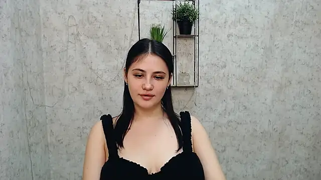 Snapshot of AliceSexyyy_ chatting on 02.18.25 AliceSexyyy online show from 02.18.25