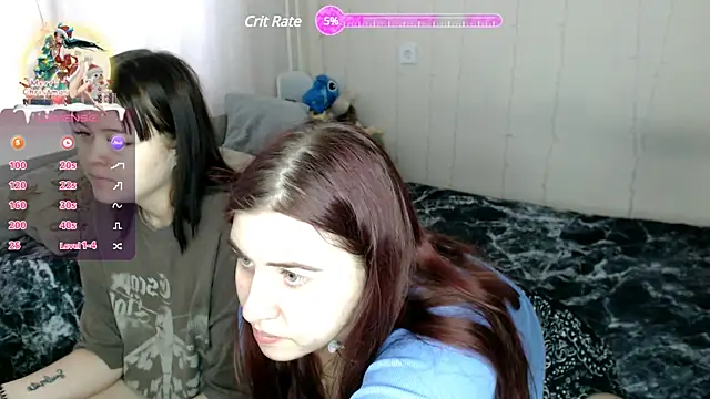 Snapshot of BettyandRich_ chatting on 12.22.24 BettyandRich online show from 12.22.24