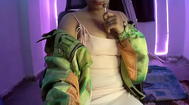 Snapshot of your_pokkie chatting on 12.28.24 your pokkie online show from 12.28.24