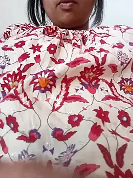 Snapshot of Priya_2222 chatting on 03.16.25 Priya 2222 online show from 03.16.25