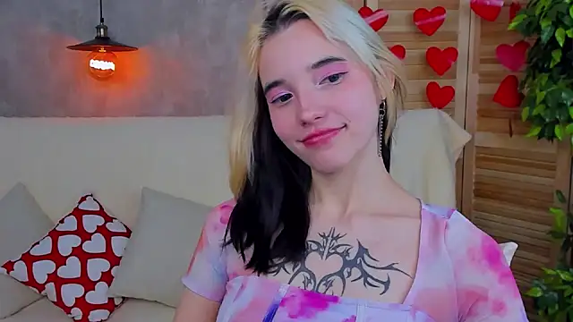 Snapshot of as1an_girlfriend chatting on 02.12.25 as1an girlfriend online show from 02.12.25