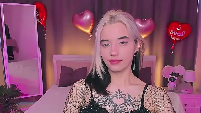 Snapshot of as1an_girlfriend chatting on 02.23.25 as1an girlfriend online show from 02.23.25