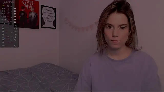 Snapshot of _ni_kiss chatting on 02.10.25 ni kiss online show from 02.10.25