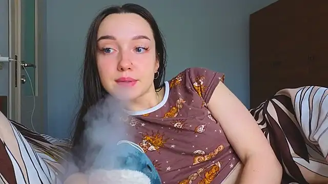 Snapshot of Wild_Sophie_ chatting on 01.03.25 Wild Sophie online show from 01.03.25