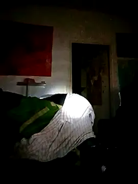 Ozomitro online show from 02.21.25