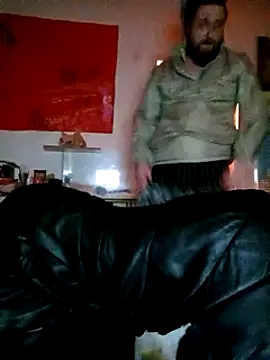 Ozomitro online show from 03.04.25