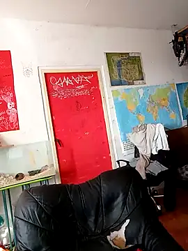 Ozomitro online show from 03.06.25