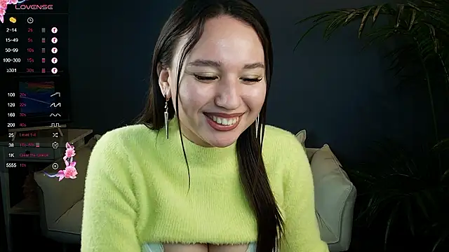 Snapshot of margeriTirell chatting on 12.05.24 margeriTirell online show from 12.05.24