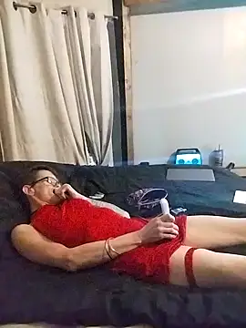 Snapshot of ivylee31 chatting on 12.19.24 ivylee31 online show from 12.19.24