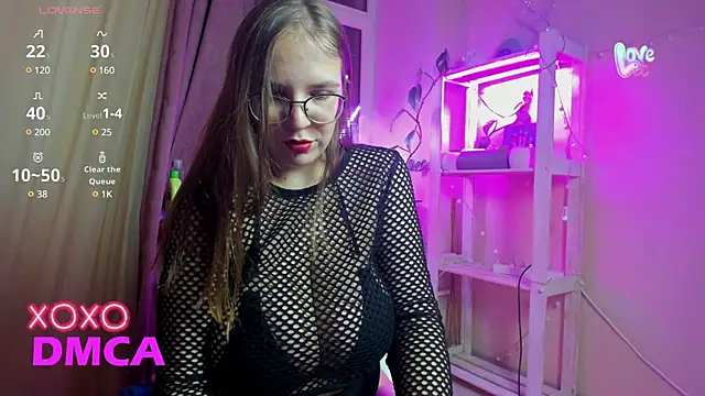 Snapshot of Your_Penny_ chatting on 12.21.24 Your Penny online show from 12.21.24