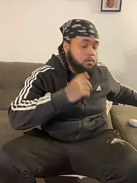 Snapshot of Pap1_Champo chatting on 02.18.25 Pap1 Champo online show from 02.18.25