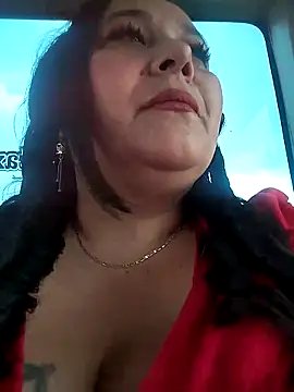 Snapshot of sara_pineros chatting on 02.27.25 sara pineros online show from 02.27.25