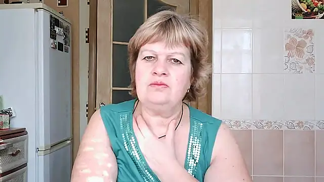 Snapshot of Ettie_Tonia chatting on 02.16.25 Ettie Tonia online show from 02.16.25