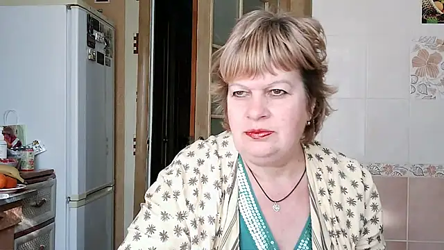 Snapshot of Ettie_Tonia chatting on 02.20.25 Ettie Tonia online show from 02.20.25