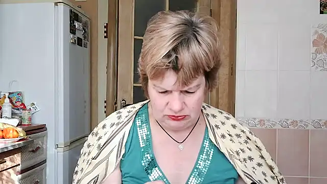 Snapshot of Ettie_Tonia chatting on 02.22.25 Ettie Tonia online show from 02.22.25