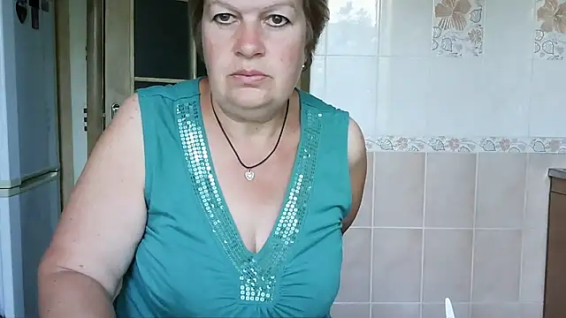 Snapshot of Ettie_Tonia chatting on 09.25.25 Ettie Tonia online show from 09.25.25