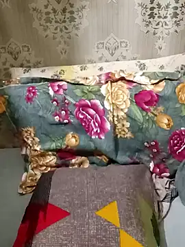 Snapshot of Dr_Kamsutra chatting on 12.18.24 Dr Kamsutra online show from 12.18.24