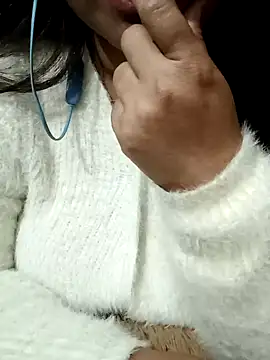 Snapshot of Dr_Kamsutra chatting on 12.24.24 Dr Kamsutra online show from 12.24.24