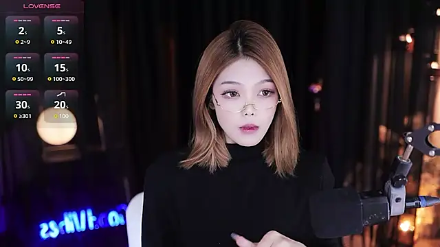 LucyKI online show from 01.10.25