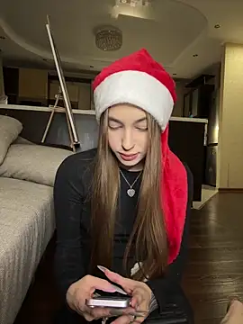 Snapshot of Cherry____Pie chatting on 12.26.24 Cherry Pie online show from 12.26.24